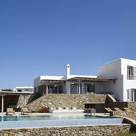 Villa Elia White *